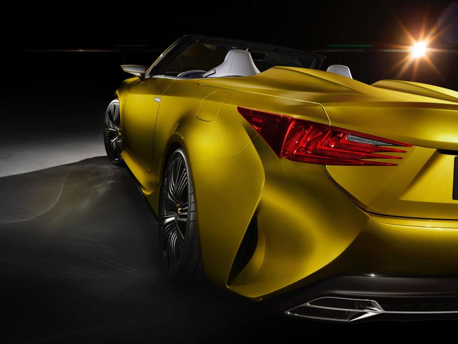  Lexus LF-C2 Concept 2014 года  (фото 16 из 40)